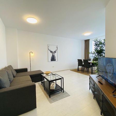 Ferienwohnung Charming Flat In Brasov With Balcony Panoramic View Exterior foto